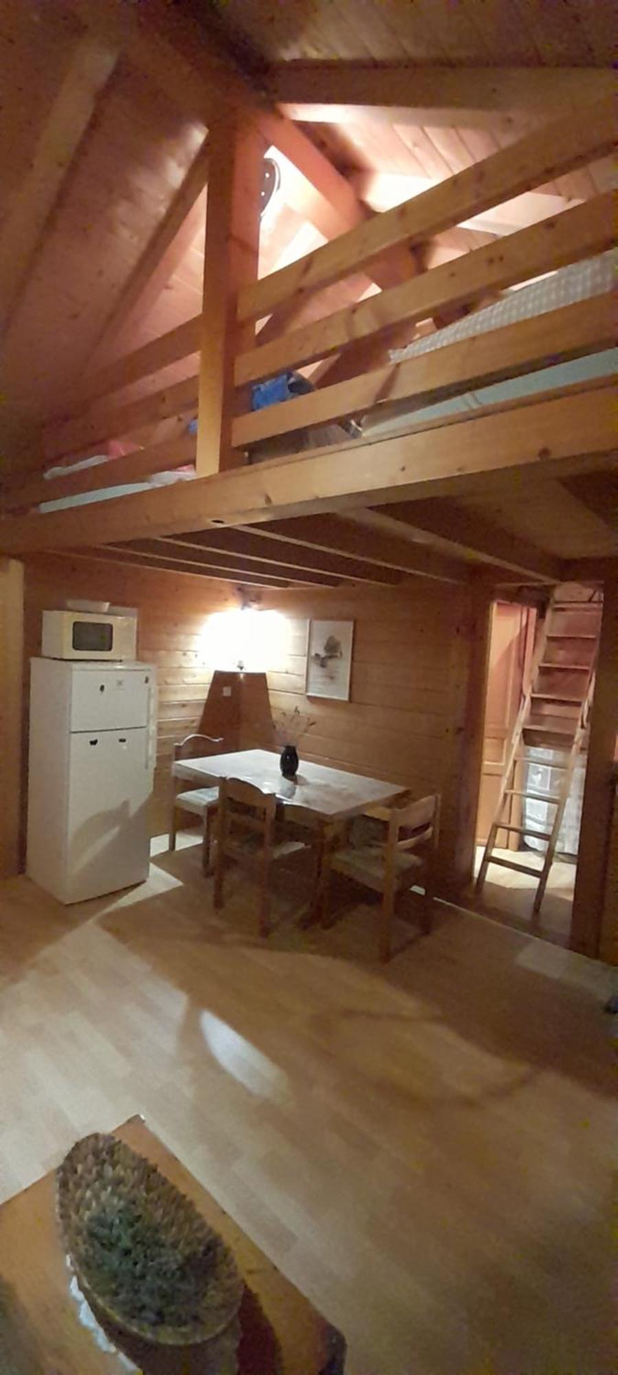 Location Type Gite, Chambre D'Hote, Meuble De Tourisme Dans Joli Petit Chalet Typique Et Ou Jolie Roulotte Type Boheme Waldighoffen Exterior foto